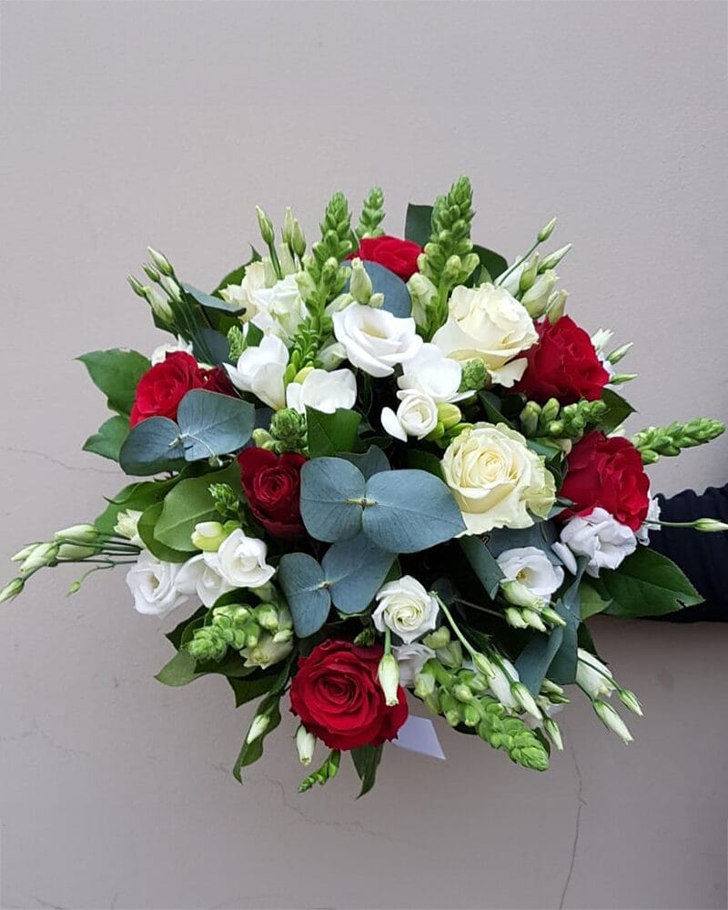 Ziedu pušķis Sarkanbaltais