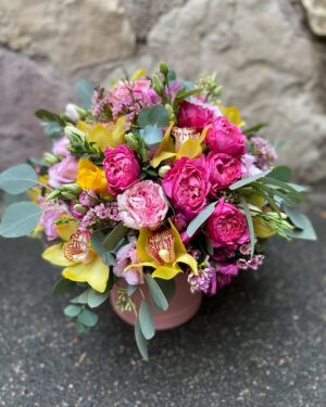 Eksotisku ziedu kastīte