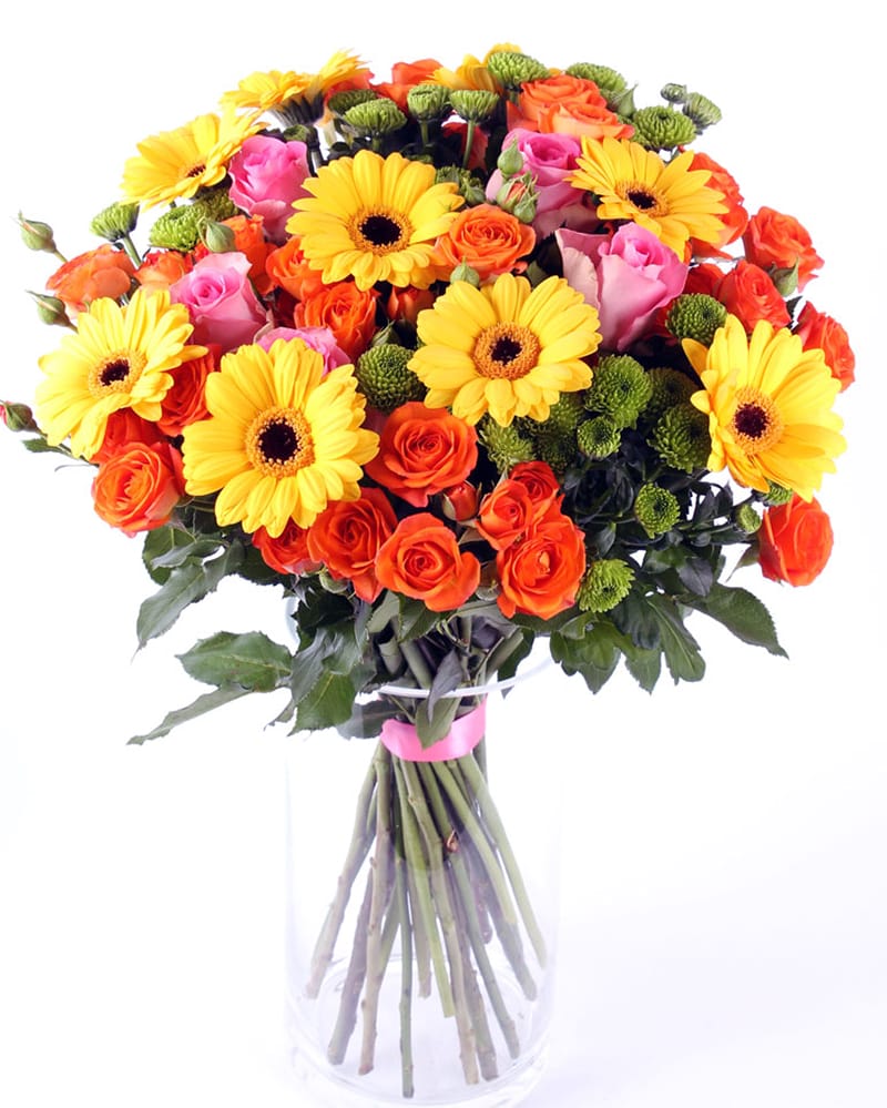 Krāsains ziedu pušķis