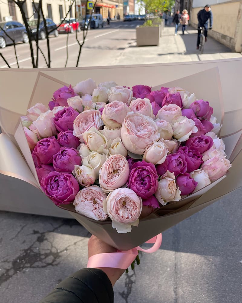 Peonijveida krūmrožu pušķis - Image 2