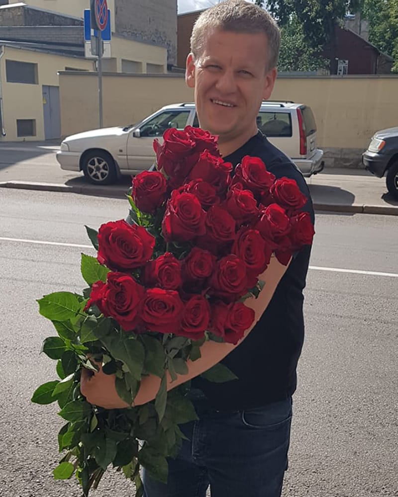 Sarkanas rozes Explorer premium