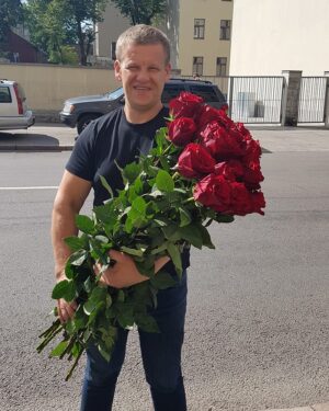 Sarkanas rozes Explorer premium