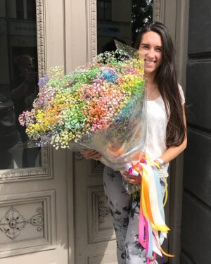 Ziedu pušķis krāsaina gypsofilia